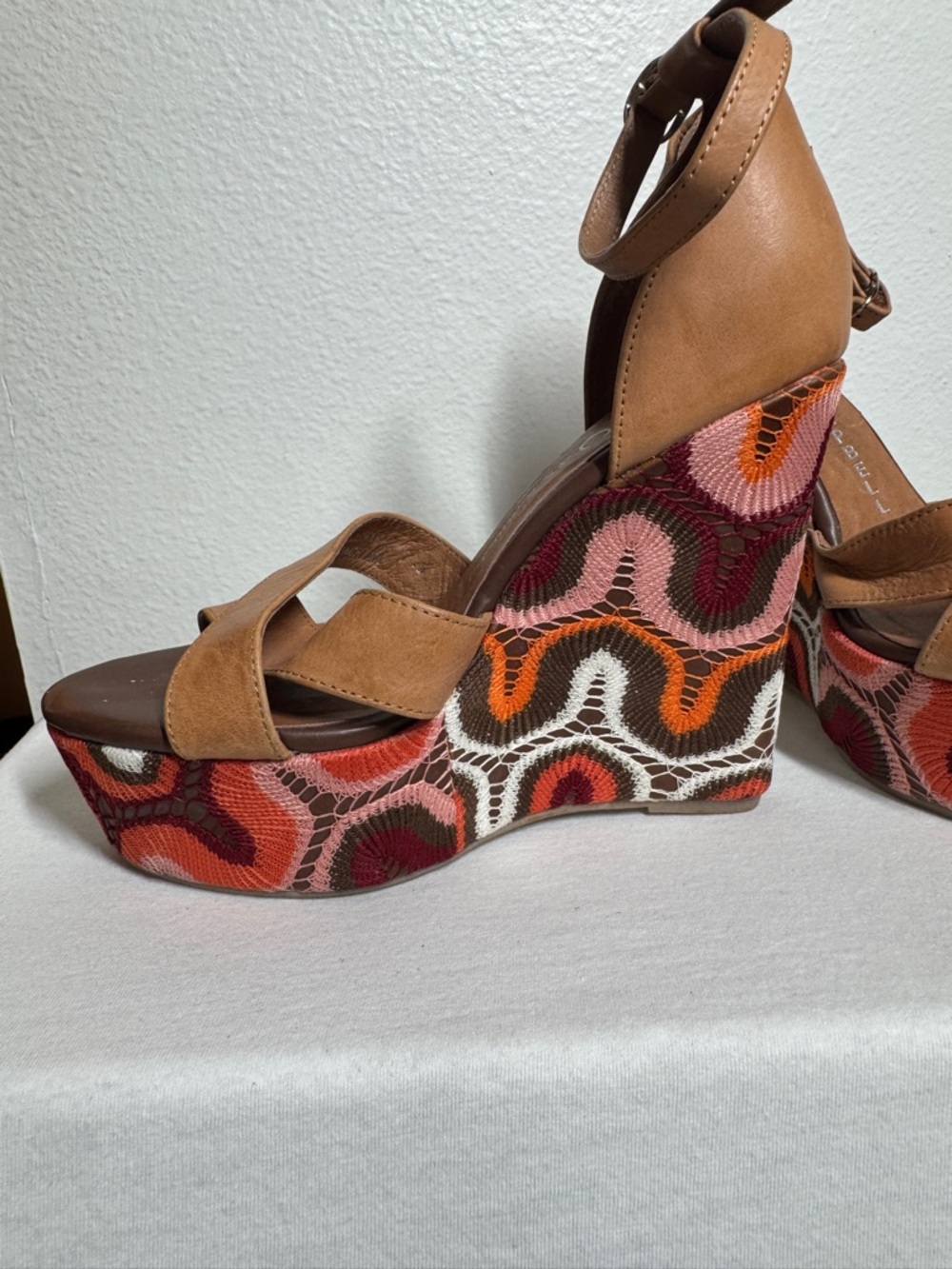 Jeffrey Campbell Bradshaw Ibiza Tan Brown Ankle Strap Wedge Open Toe Sandals 7.5 - Picture 3 of 16